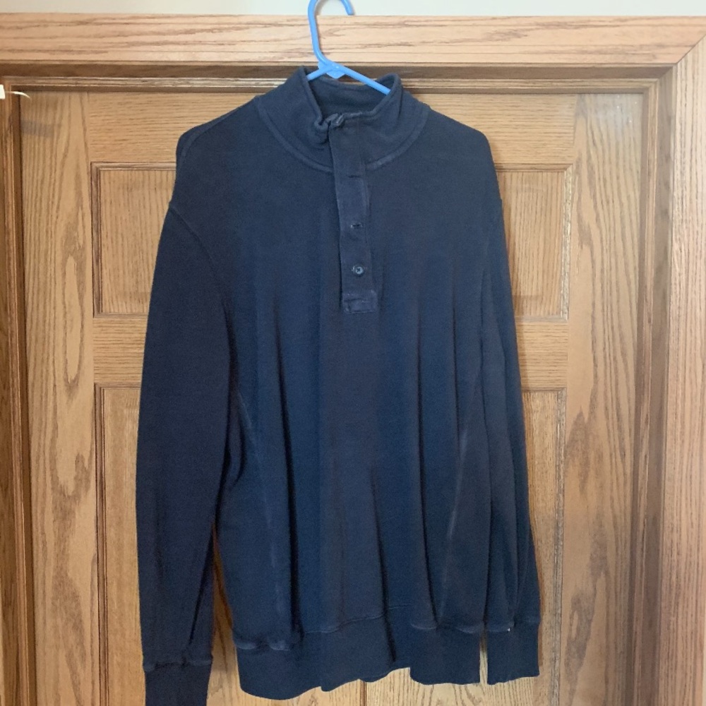 Sweatshirt - Picture 1 of 2